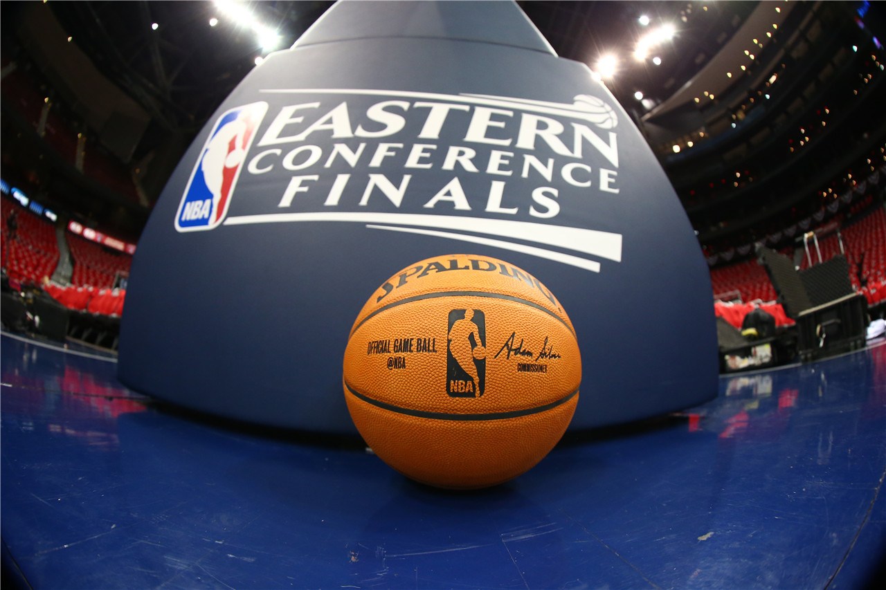 发起与场上 发起与场上