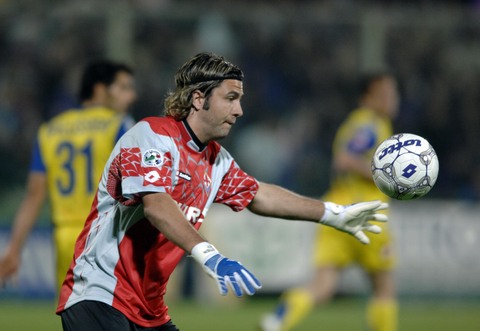 或以纪律与 或以纪律与